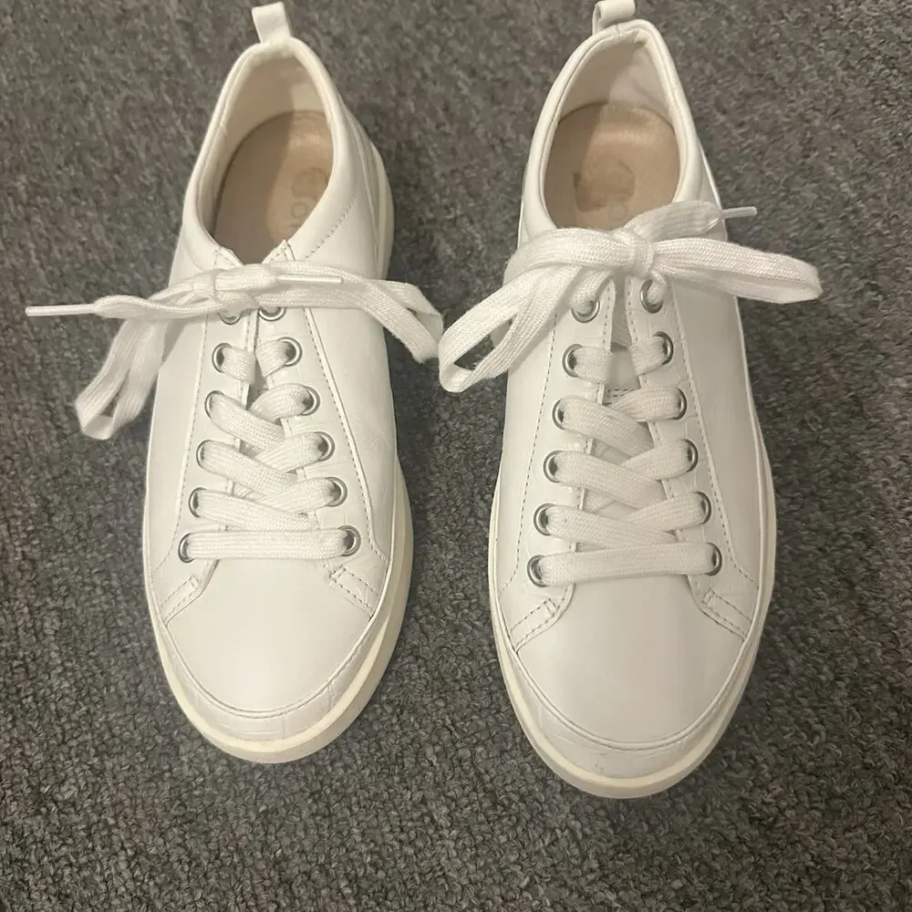 Vionic Leather Sneakers Shoes Winny Women's Size 7 White Lace Up Comfort Casual